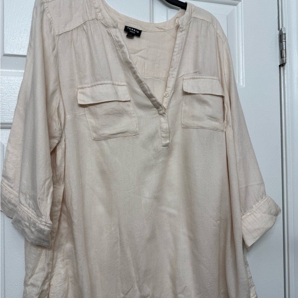 Torrid Cream Tunic Top